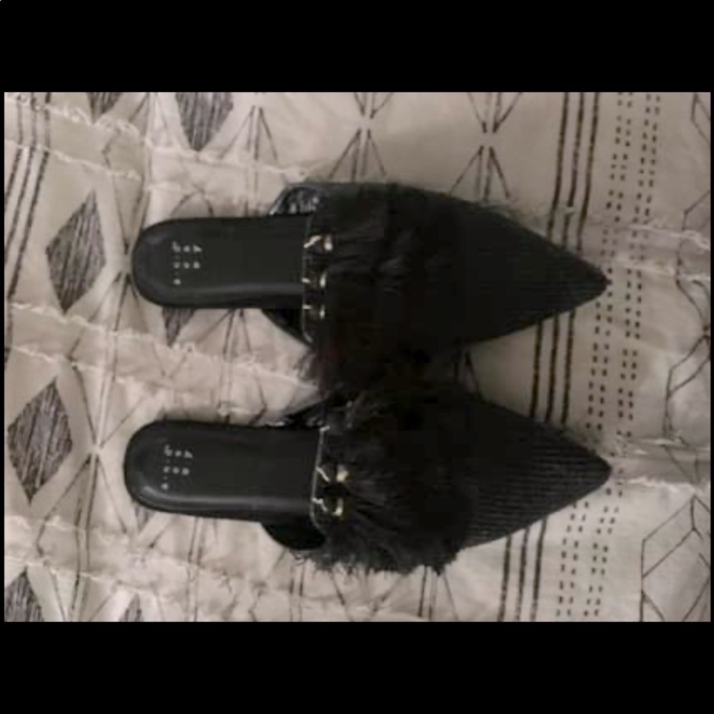 Black Tassel slides